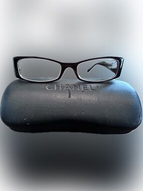 Authentic CHANEL Y2K Brown Rectangular Glasses